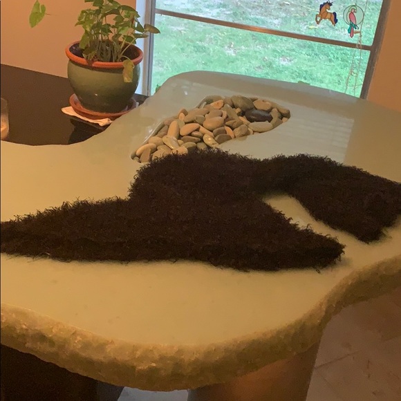 Scarf very stretchy - Picture 2 of 5